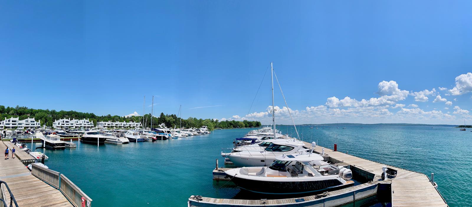 Storage, Dockage & Fuel Walstrom Marine